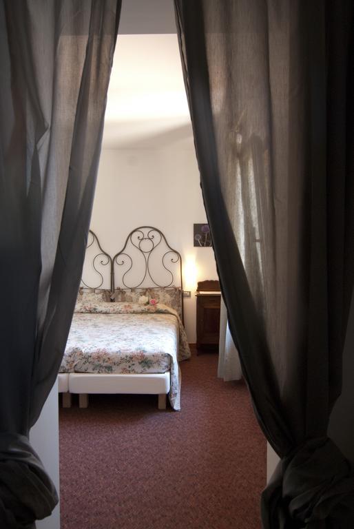 Hotel Mariano Gargnano Pokój zdjęcie